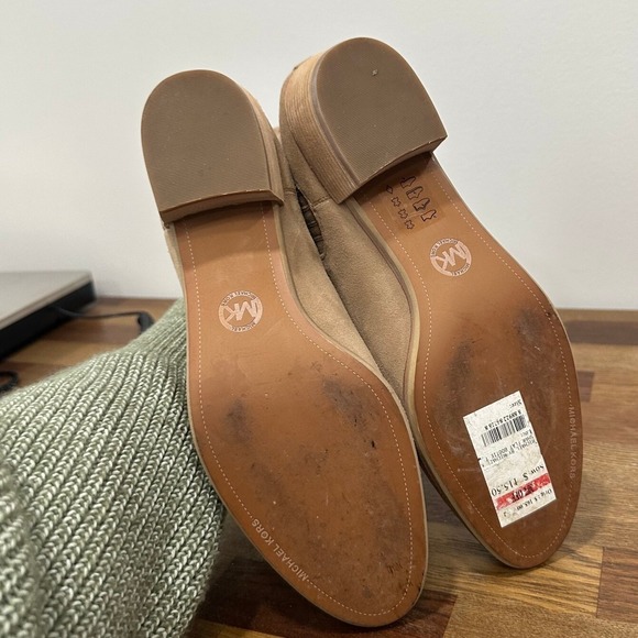 Michael Kors Womens Chelsea Boots 9.5 Tan Suede Leather Ankle Heel Point Toe - Picture 3 of 10